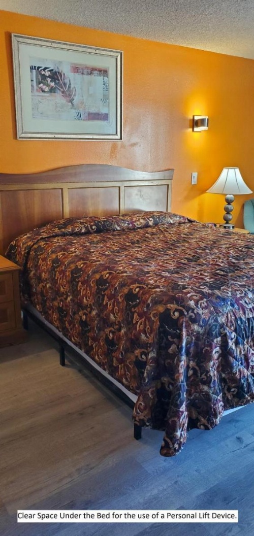 Auberge Nationale d'Anaheim image 10