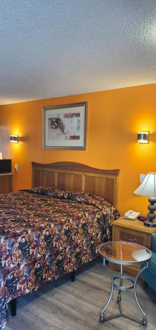 Auberge Nationale d'Anaheim image 35